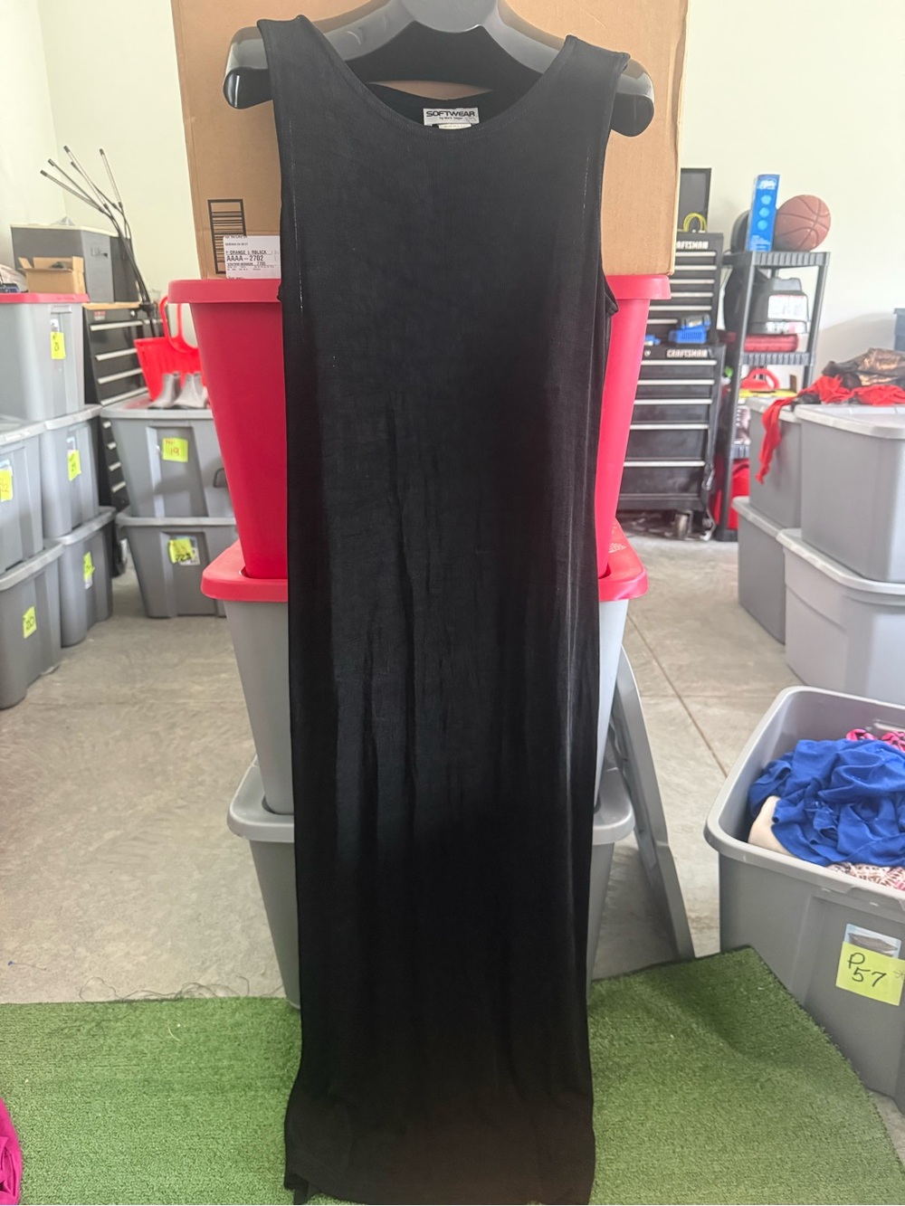 Black Sleeveless Maxi Skirt p57